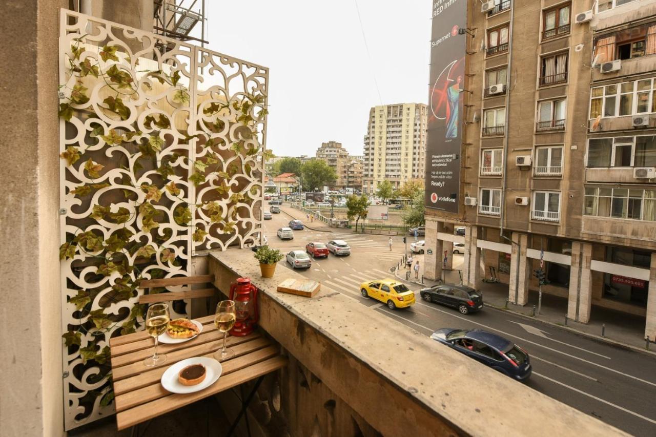 Vintage Elegance, Modern Comfort: 1Br Apartment Overlooking Calea Victoriei Bucharest Exterior photo